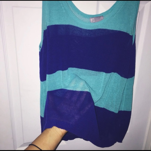 Colorblock Knit Tank - Picture 3 of 3